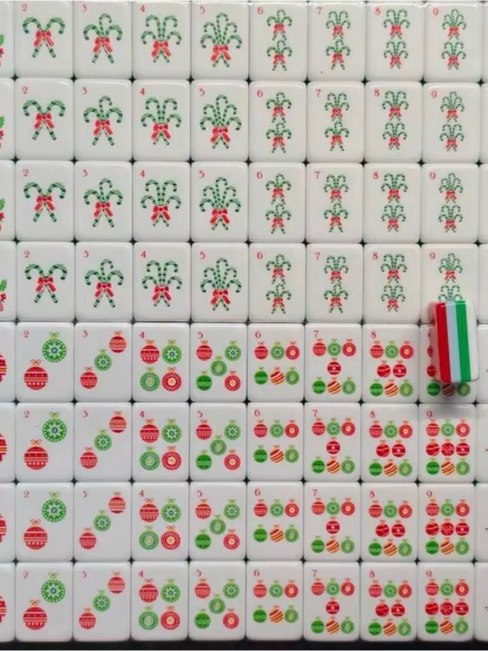 Festive Mahjong Tile Set - 4 layer - White with Red & Green Holiday Designs